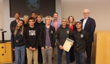 Encinitas City Council honors San Dieguito Surf Team – San Diego Union-Tribune