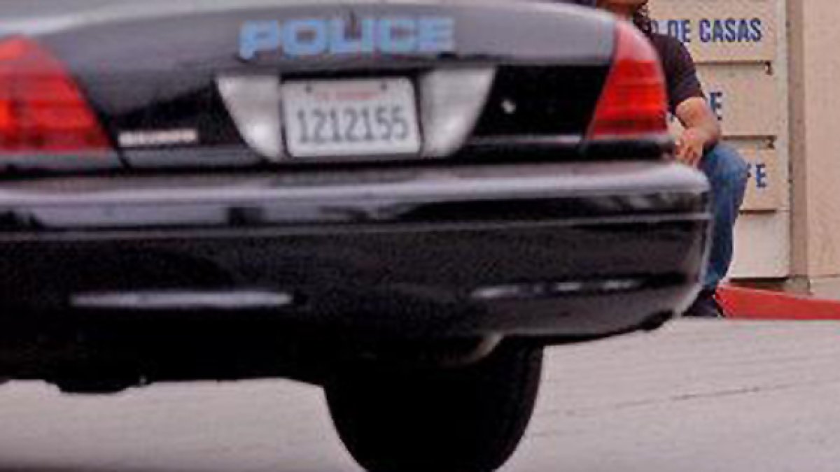 Man killed after vehicle hits tree, rolls into back yard in Escondido – NBC 7 San Diego