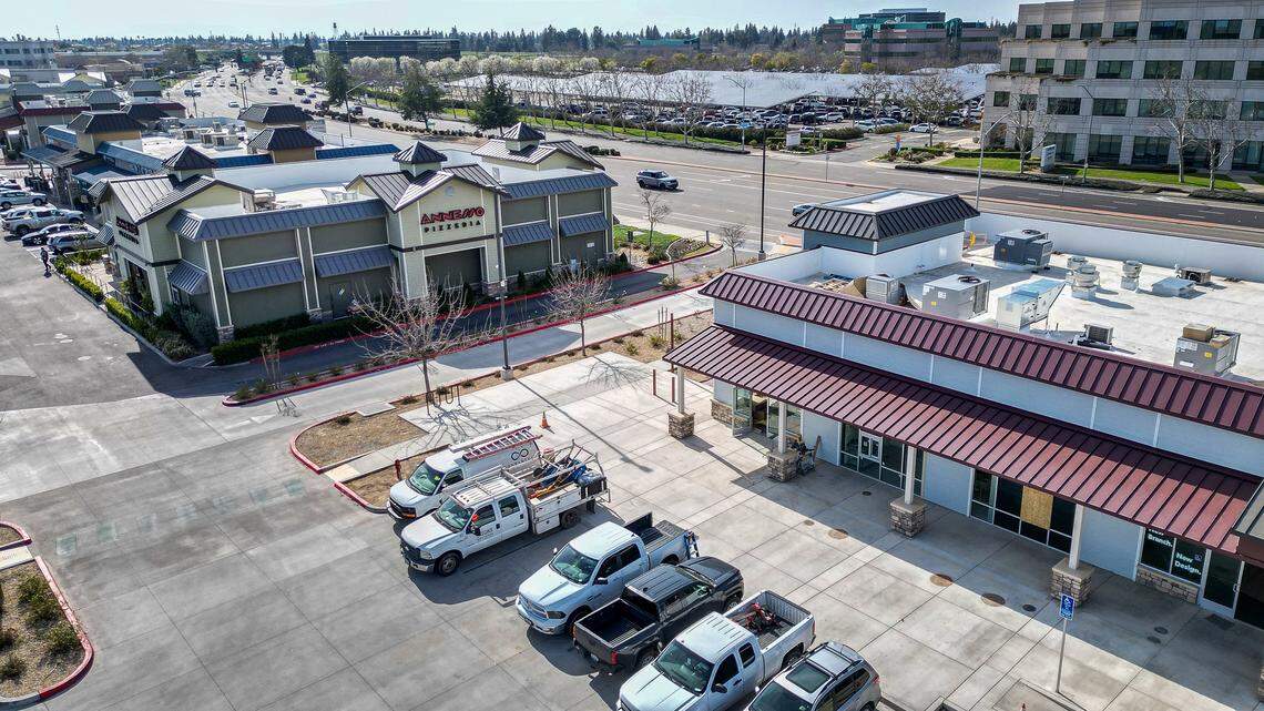 Owner of Annex Kitchen opens Italian sandwich shop in Fresno.