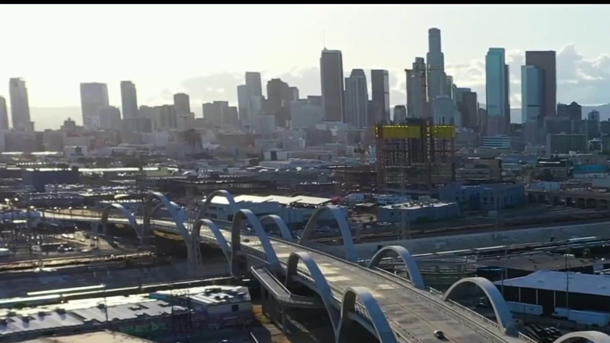 Firm hired to relight 6th Street Bridge before LA28 – NBC Los Angeles