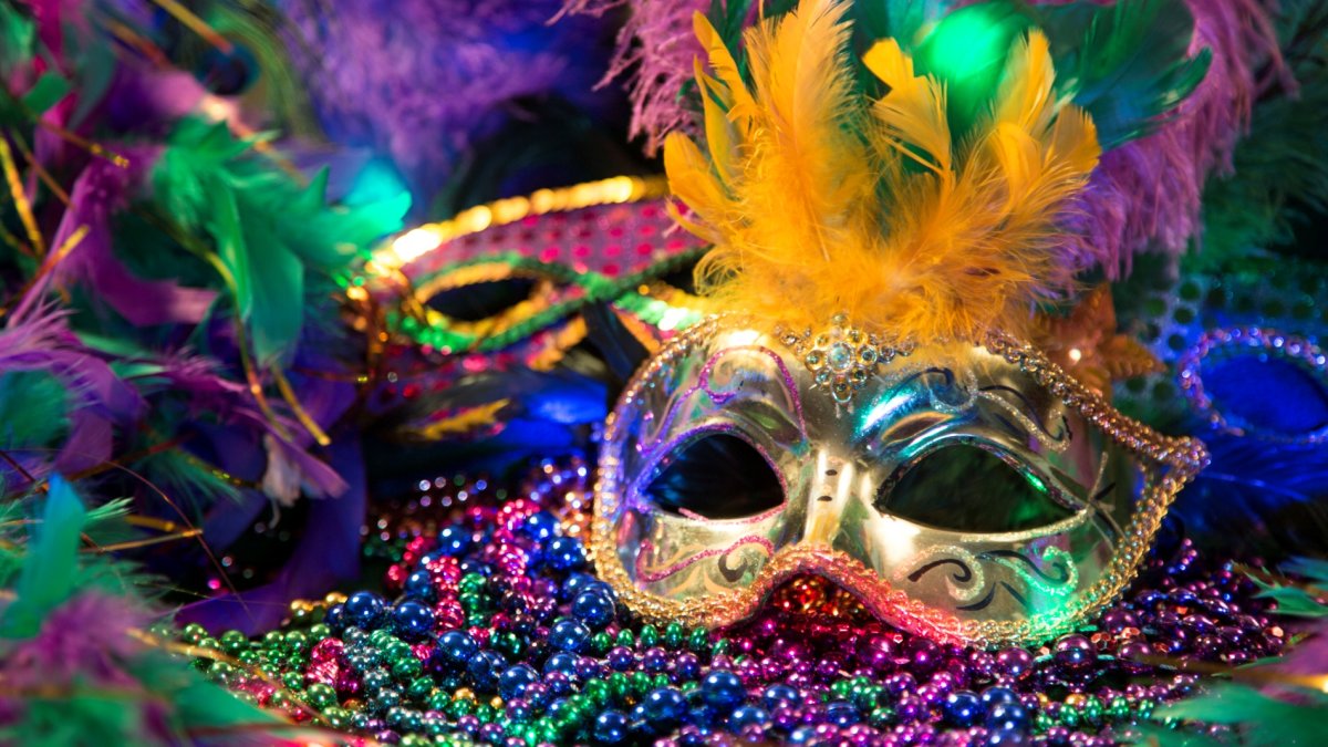 Make masks and get brassy as Smorgasburg LA merrily marks Mardi Gras – NBC Los Angeles