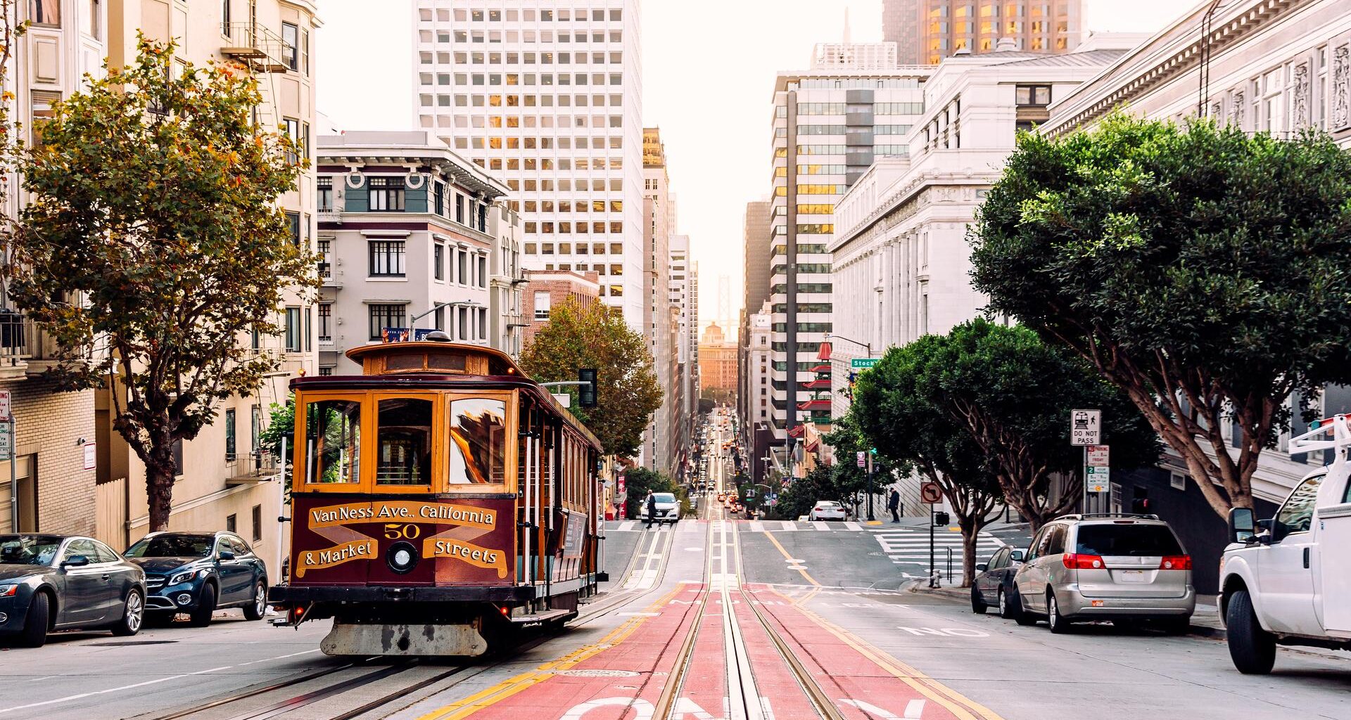 “March for Billionaires” is organizing a demonstration in San Francisco to support the state’s ultra-wealthy. Some details are curious.