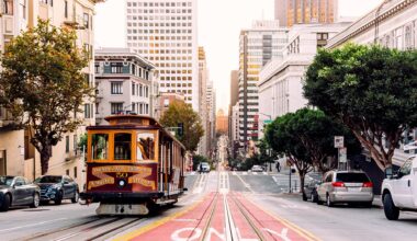 “March for Billionaires” is organizing a demonstration in San Francisco to support the state’s ultra-wealthy. Some details are curious.