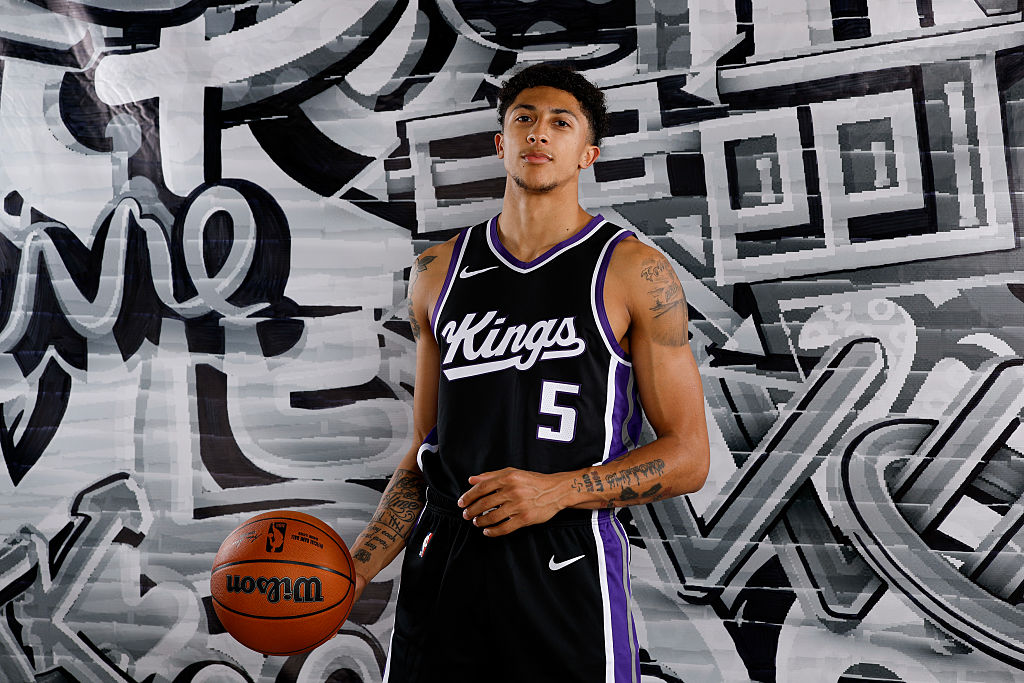 Nique Clifford posts rare Sacramento Kings rookie stat line