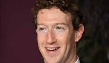 As billionaires bail, Mark Zuckerberg doubles down on California with $50 million donation