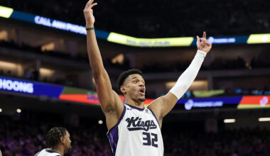 Sacramento Kings sign Dylan Cardwell to standard contract