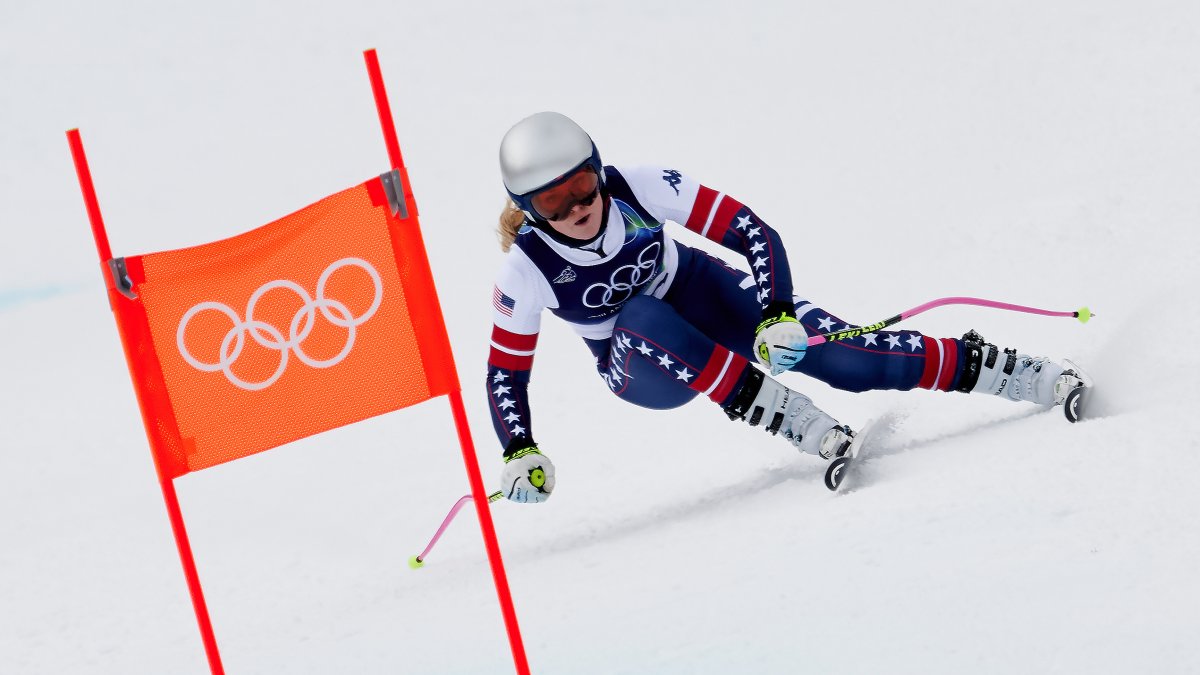 Doctor explains how Lindsey Vonn is skiing in 2026 Winter Olympics on a torn ACL – NBC 7 San Diego