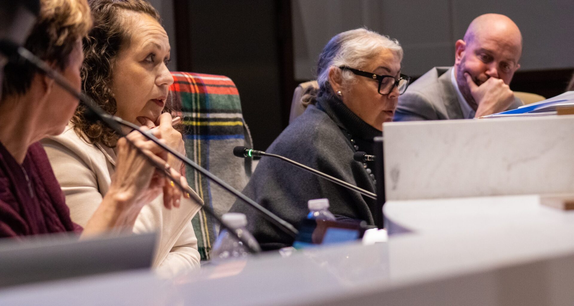 How Fresno Unified approved trustee pay raises through a bylaw