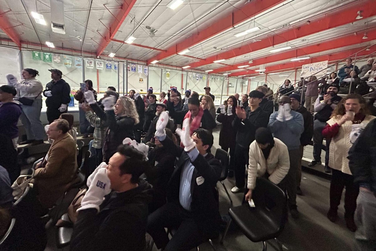 At her home rink, Alysa Liu a ‘hero’ for making Oakland golden