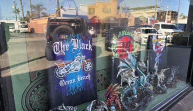 The Black, venerated Ocean Beach source for tie-dye, pipes and Grateful Dead decor, plans to close – San Diego Union-Tribune