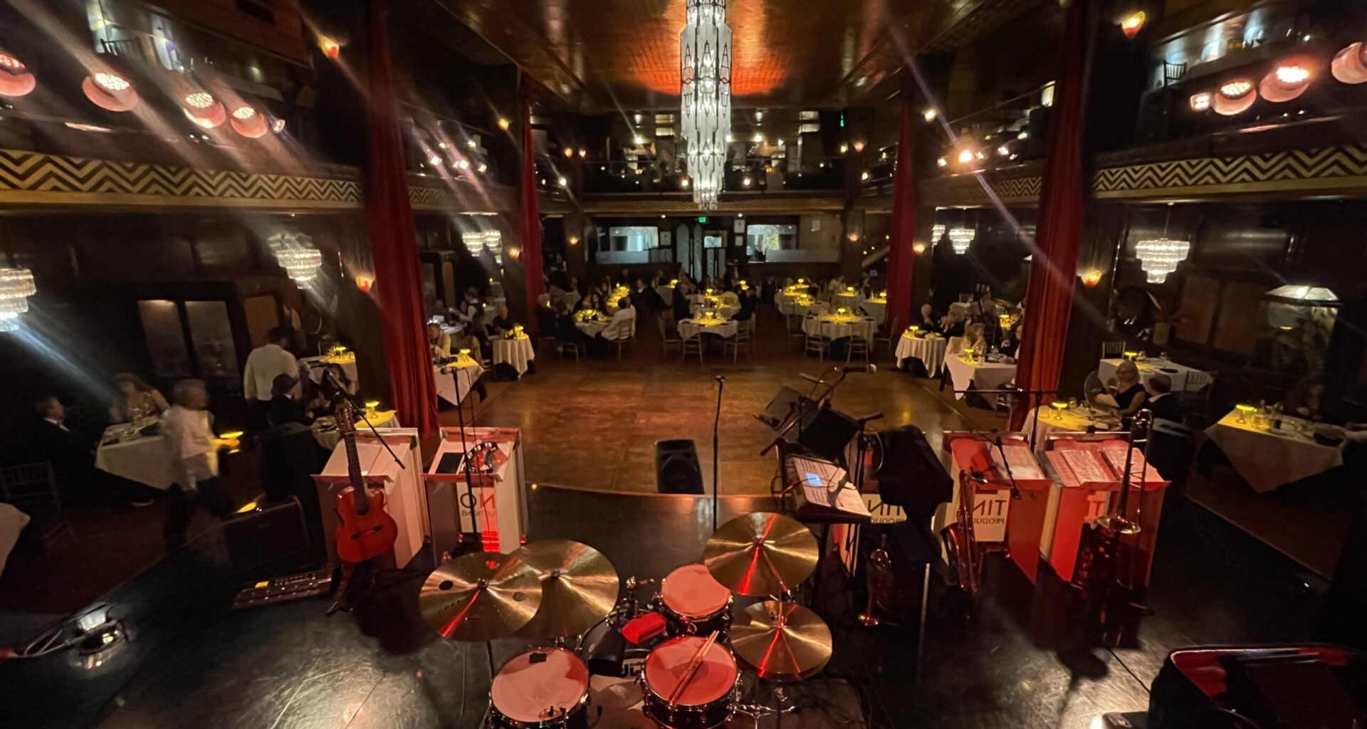 Downtown LA Art Deco Mystery Solved at Oviatt Building