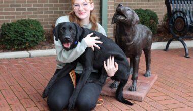 Future Leader Dog club brings puppy love to Oakview Hall – The Oakland Post