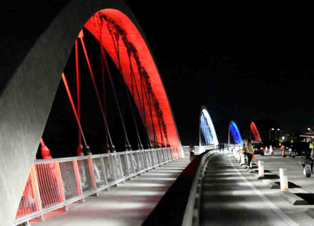 Recent history of Sixth Street Bridge, from its stunning reopen to its darkened closure – Daily News