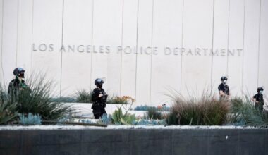 30% of ‘pretextual’ stops by Los Angeles officers nets evidence of other crimes, according to LAPD – Daily News