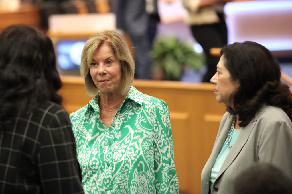 Los Angeles County reports that ICE raids result in $3.7 million in business losses – Pasadena Star News