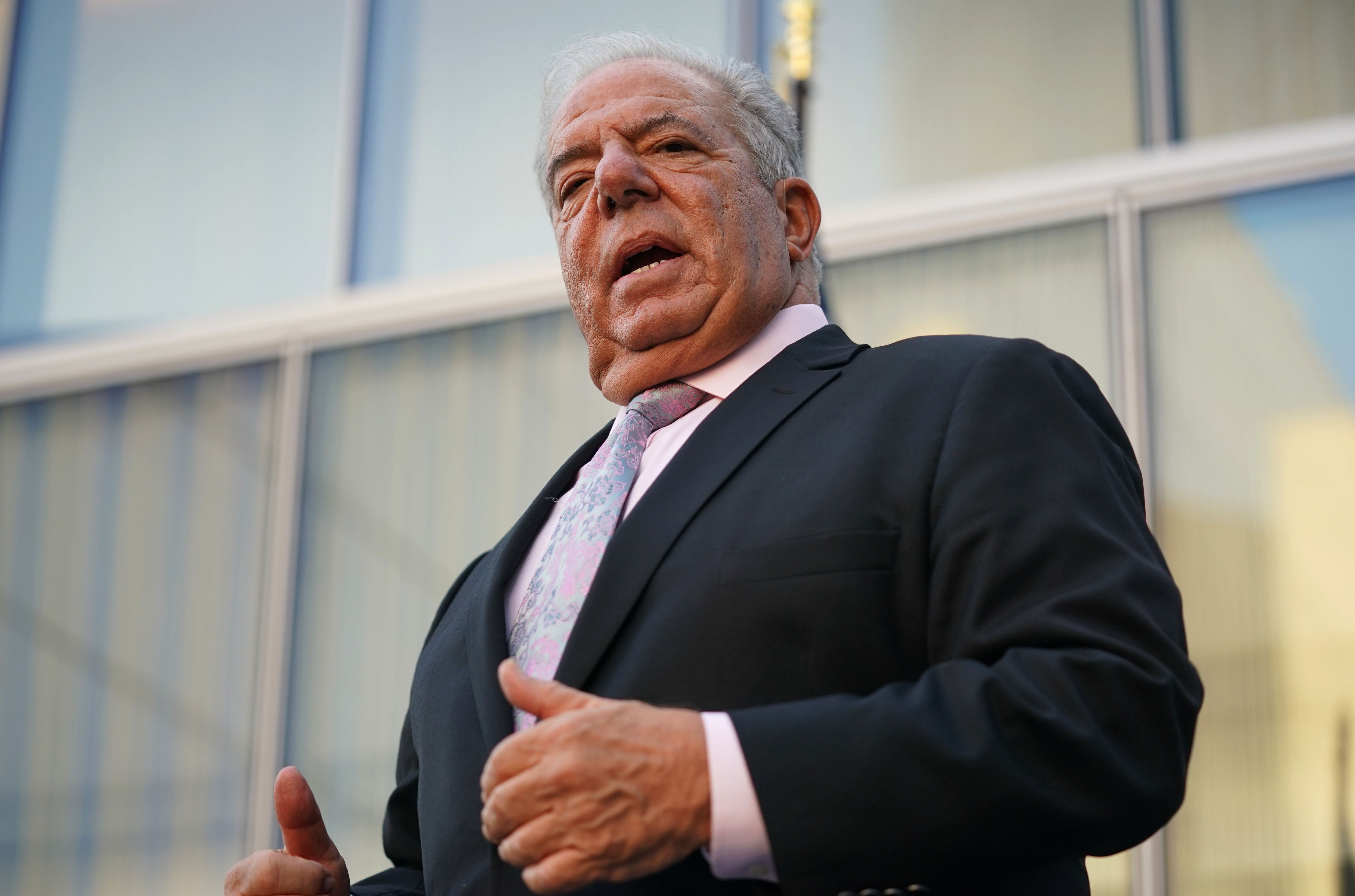 After the speaker system failed, Former Mayor Bob Foster speaks...