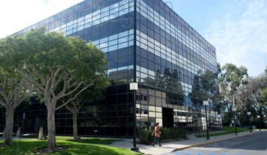 LBUSD to layoff hundreds of employees amid budget crisis – Press Telegram