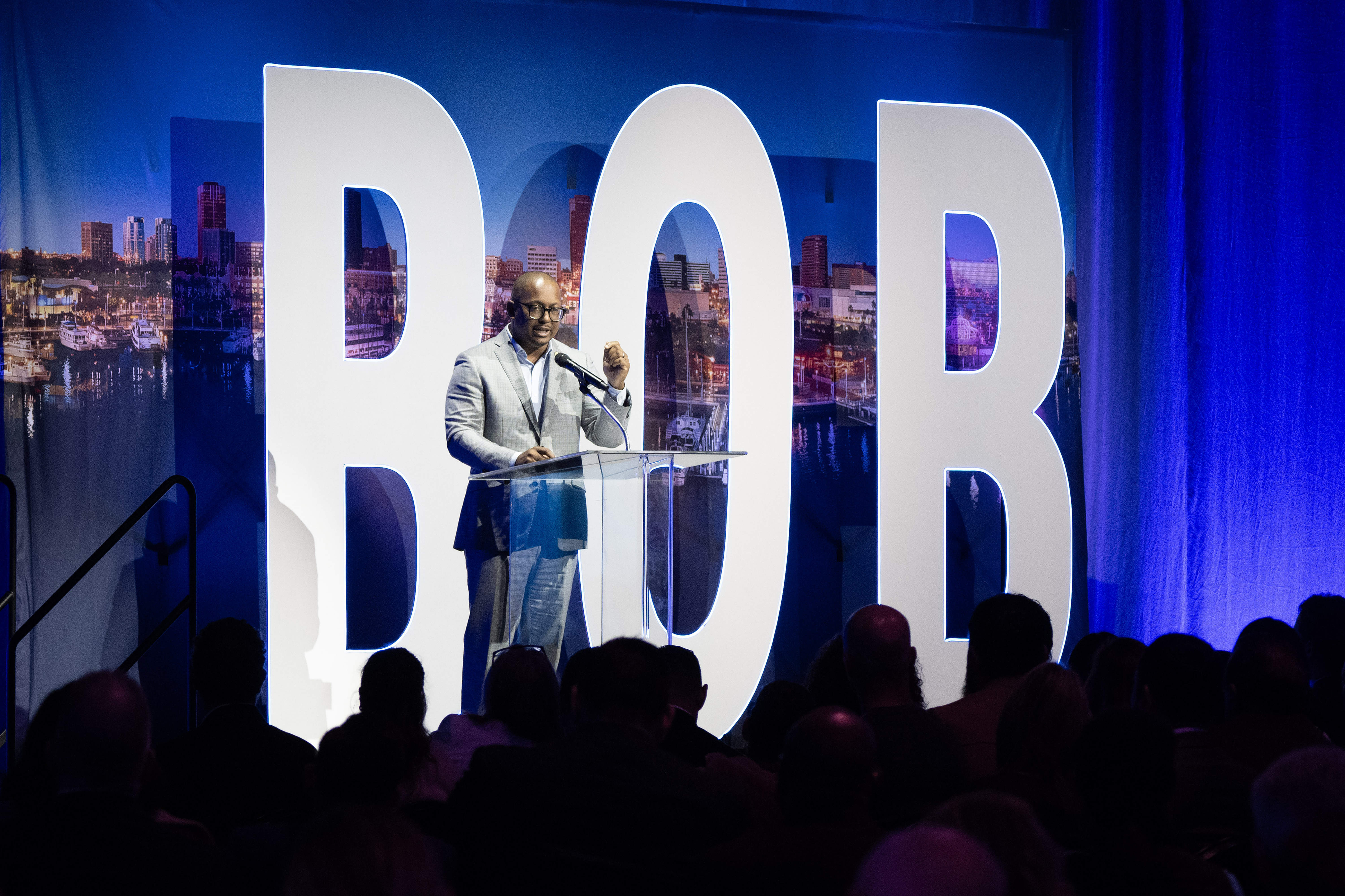 Mayor Rex Richardson speaks during former Mayor Bob Fosterâs celebration...