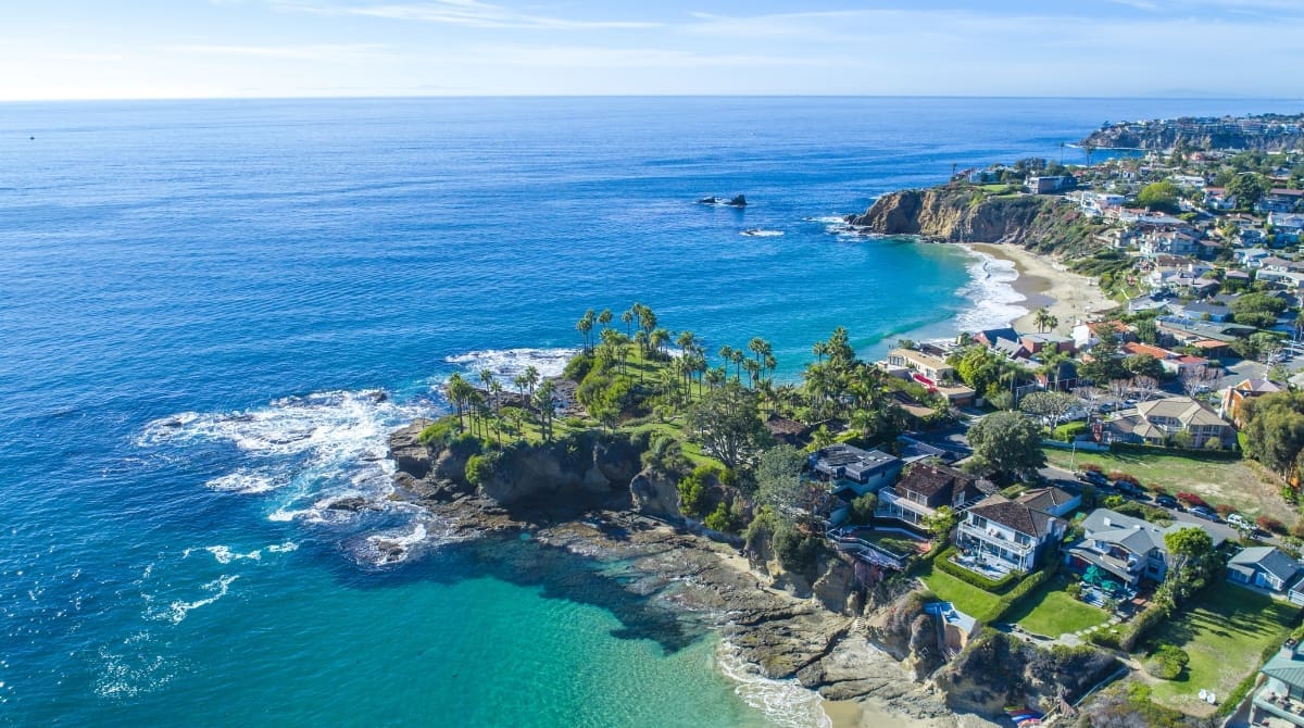Representative picture of Laguna Beach. Image Source: TraceRouda/Canva