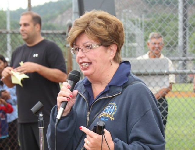 Ex-Oakland mayor seeking support for Bergen Surrogate