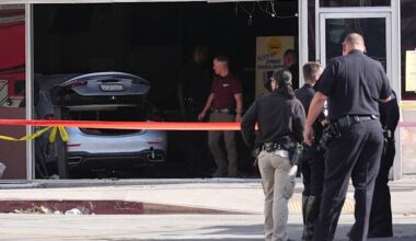 3 dead, several hurt after vehicle crashes into Los Angeles grocery store, authorities say