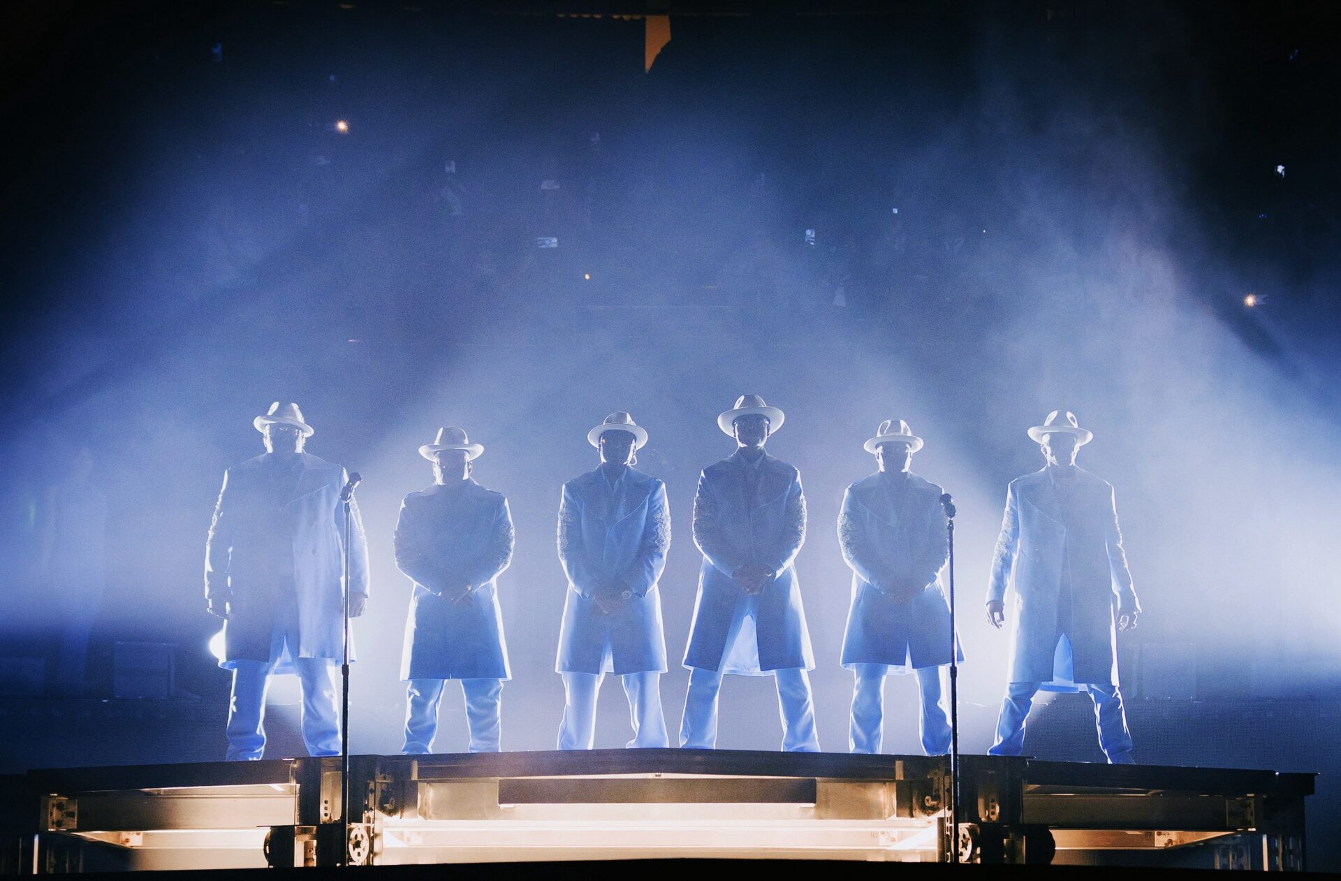 NE1 riannachloe Oakland