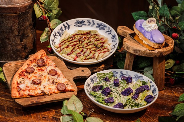 Knott's Boysenberry Festival A La Carte menu items available at Prop Shop Pizzeria. (Courtesy of Knott's Berry Farm)