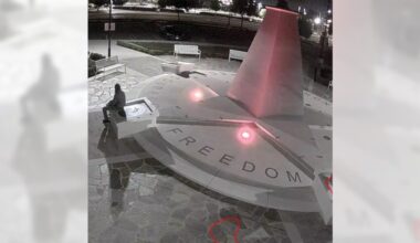 Veteran’s memorial plaques in Tustin stolen; Long Beach man arrested – Orange County Register