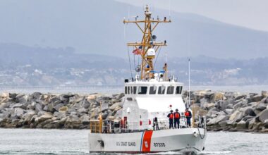 Coast Guard intercepts vessel with 14 migrants near Point Loma – San Diego Union-Tribune