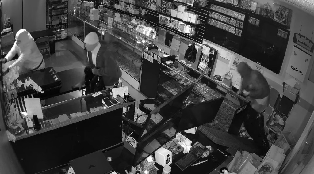 Anaheim collectibles store burglarized — $180,000 in losses, damage, manager says – Orange County Register