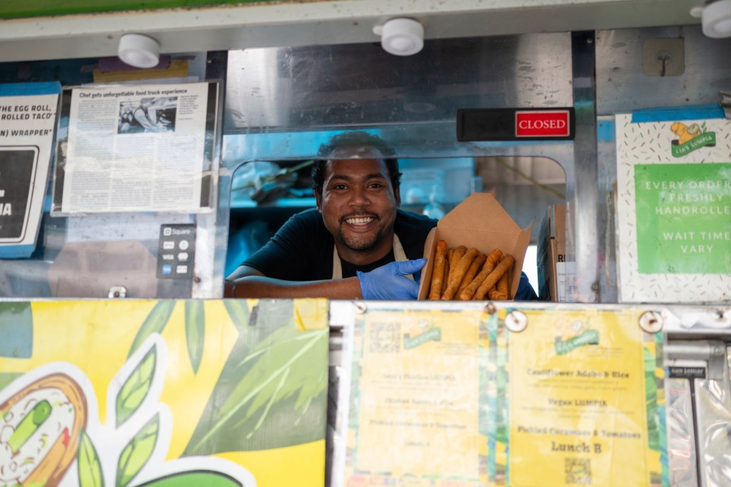 You’re invited to dinner, so try the mac and cheese lumpia or the Filipino spaghetti – San Diego Union-Tribune