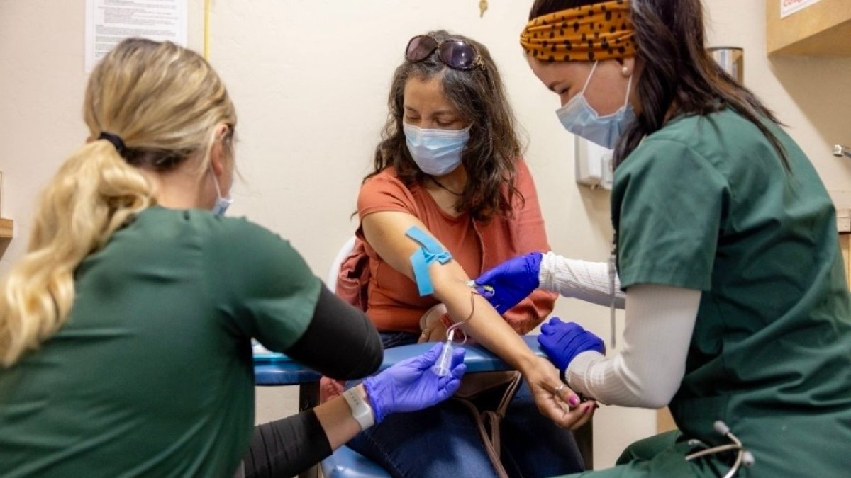 PLNU celebrates 25th anniversary of free healthcare clinic for uninsured patients – NBC 7 San Diego
