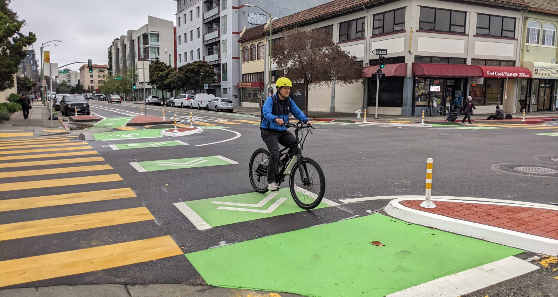 Oakland Celebrates First Protected Intersection in Chinatown