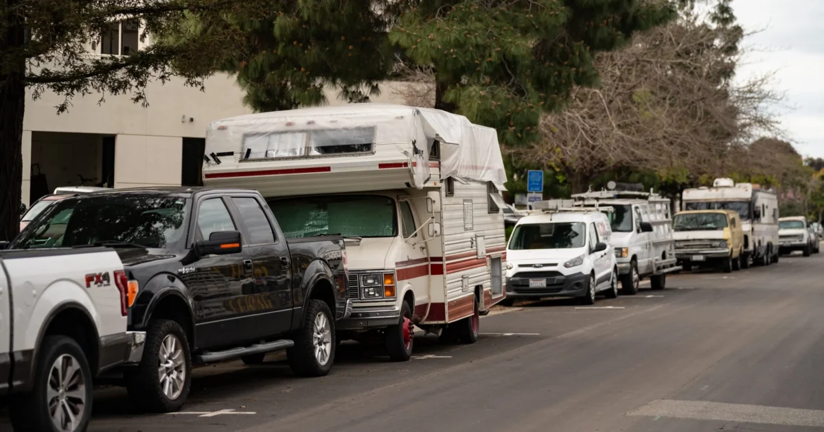 Palo Alto RV parking enforcement up, residents still unhappy
