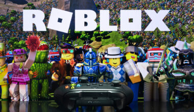 Roblox game on screen with Xbox controller. 18th Mar, 2021, Sao Paulo, Brazil.