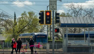 California law lets cities opt in to red light cameras