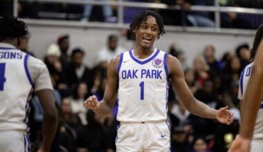The Sacramento Dragons' William Phillips  slaps hands with teammates after a foul in the first half against the Vanden Vikings on Tuesday, Feb. 3, 2026, in Sacramento.