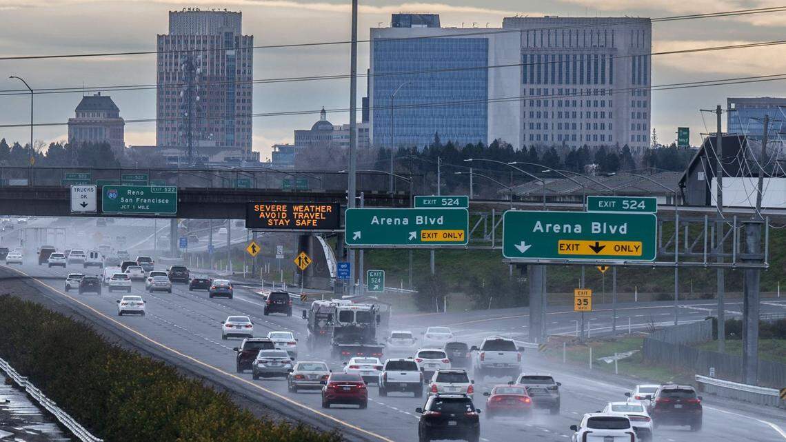 CA weather forecast: Rain, mountain snow and wind gusts