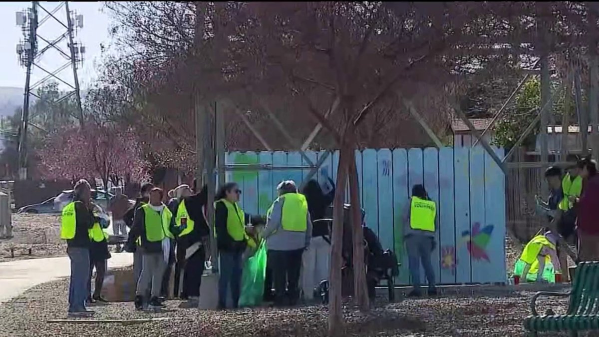 SJ crews come out in force to help Foxdale residents get their neighborhood back – NBC Bay Area
