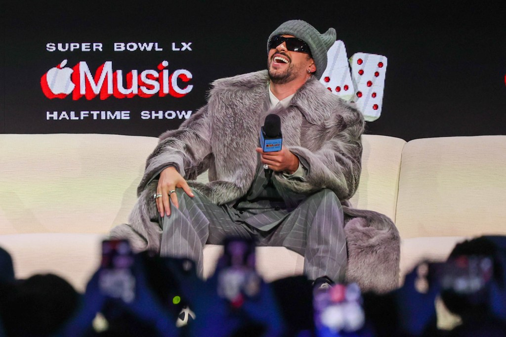 Taking the Super Bowl halftime stage – East Bay Times