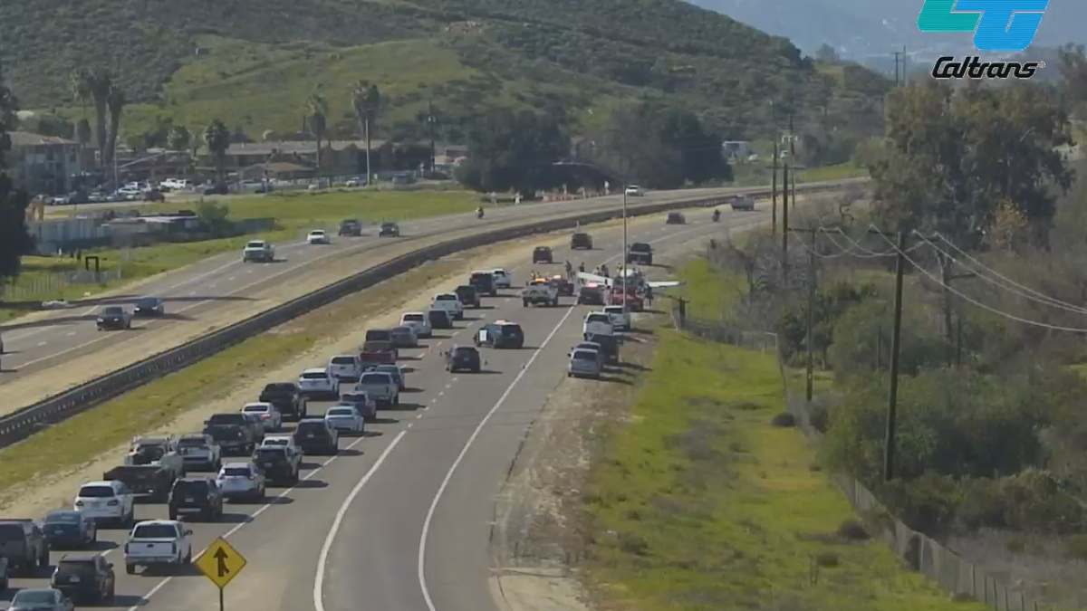 Plane makes emergency landing on SR-67 in Lakeside – NBC 7 San Diego