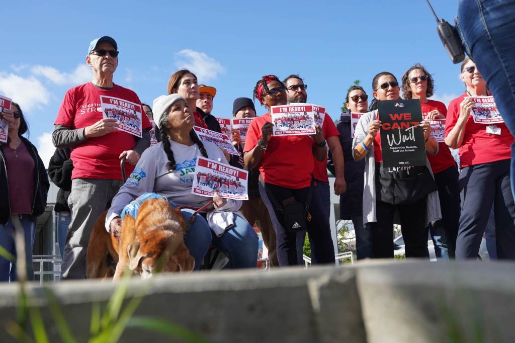 San Diego Unified strikes deal with teachers on new contract, avoiding strike – San Diego Union-Tribune