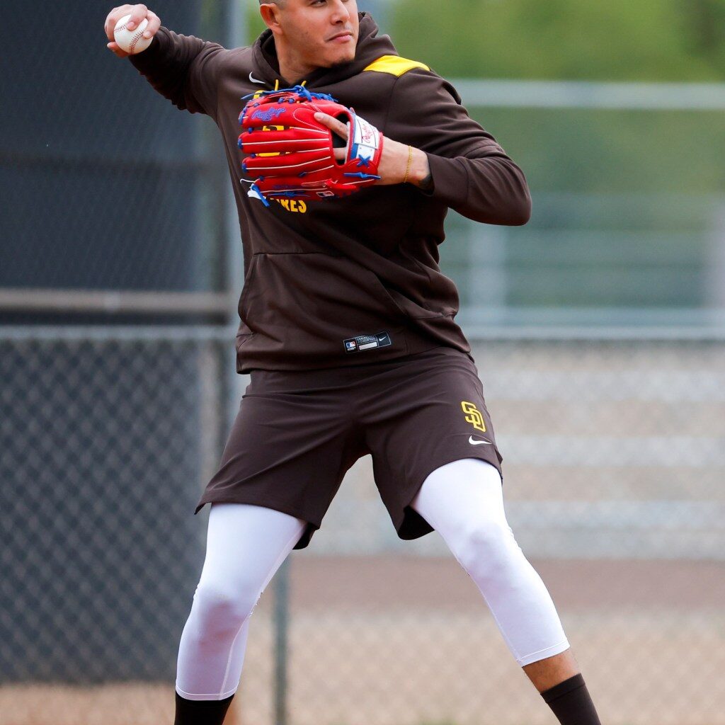 Manny Machado pushes for A.J. Preller contract extension as Padres spring training begins – San Diego Union-Tribune