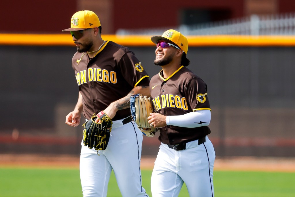 Padres hear from union leader, who talks lockout issues; Tirso Ornelas returns