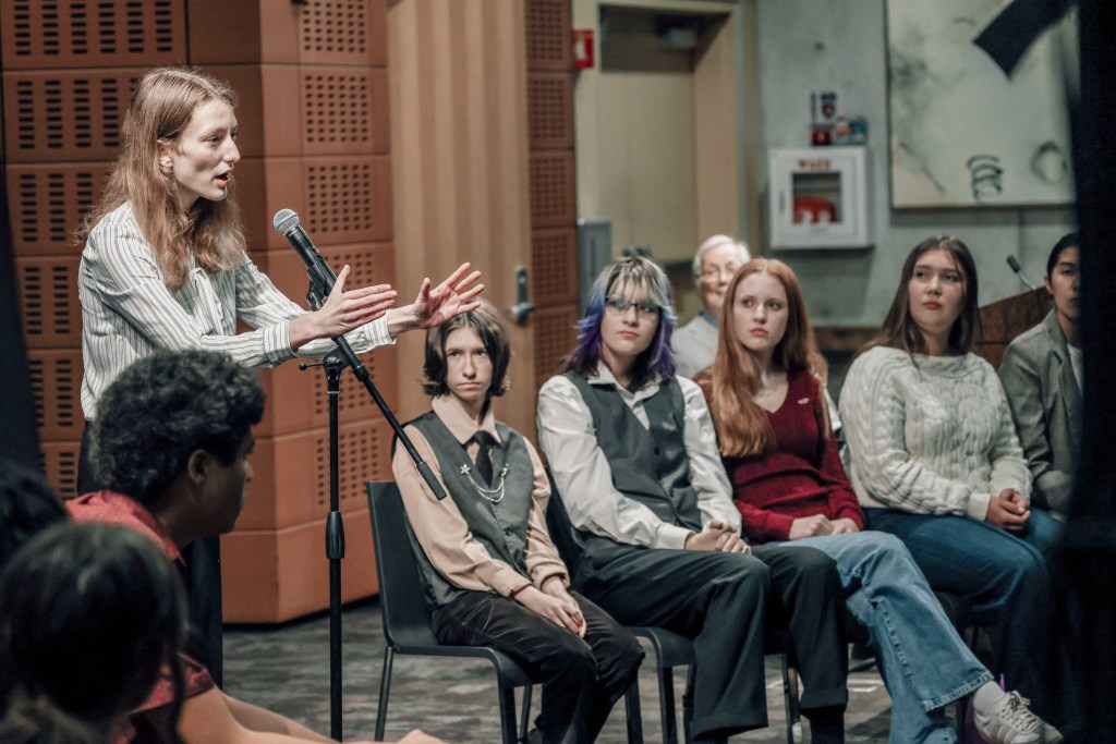 How well can you recite a poem? 16-year-old contest winner shares ‘what really makes poetry impactful’ – San Diego Union-Tribune