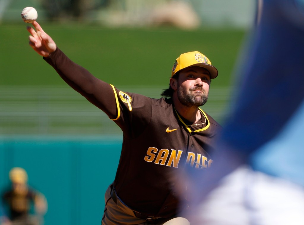 Matt Waldron makes first pitch to stick with Padres in '26; Yuki Matsui update