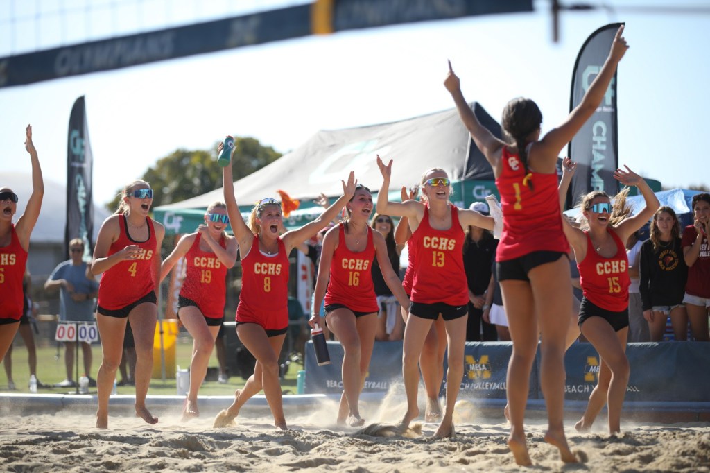Expect Dons' dynasty to continue as beach volleyball season begins