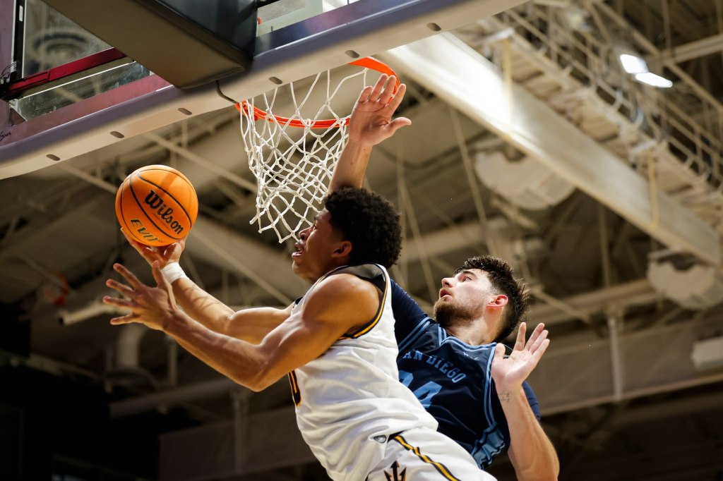 Surging Tritons host scuffling Bakersfield at LionTree Arena