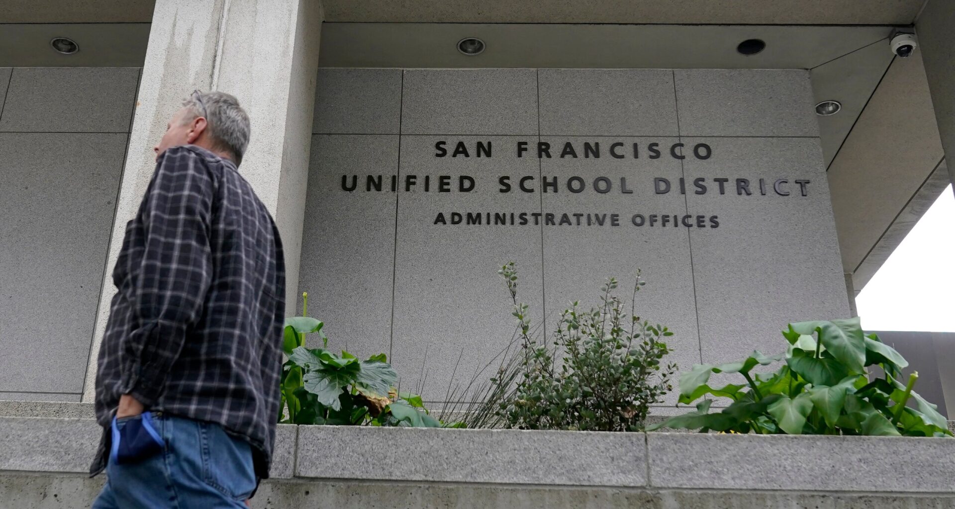 San Francisco public schoolteachers strike over wages and health benefits