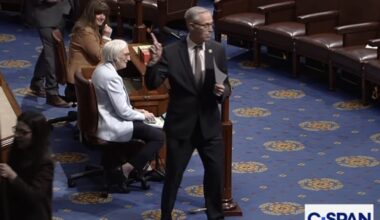 California Congressman Delivers Barefoot Tribute to Bob Weir on House Floor